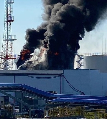 Під Білгородом продовжуються &quot;нещастя&quot;: спалахнула пожежа на нафтобазі 