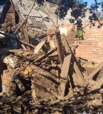 Ворог за добу обстріляв сім населених пунктів Донеччини, найбільше постраждав Бахмут