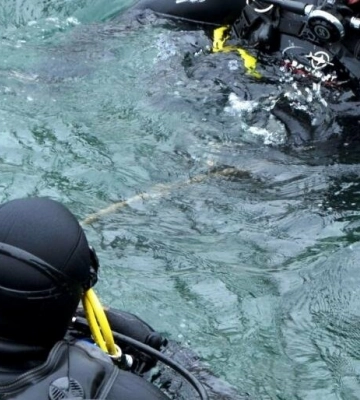 На Одещині вночі рятувальники дістали з води тіло чоловіка