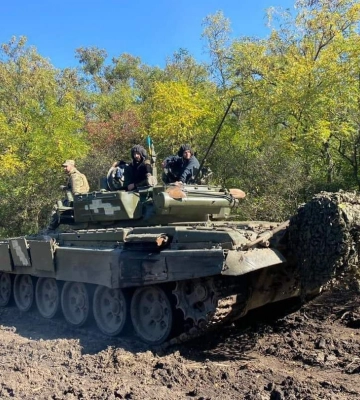 Украинские военные показали, как уничтожают ВС РФ на трофейном танке