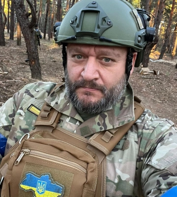 Ексмер Харкова Добкін воює за Україну (фото, відео)