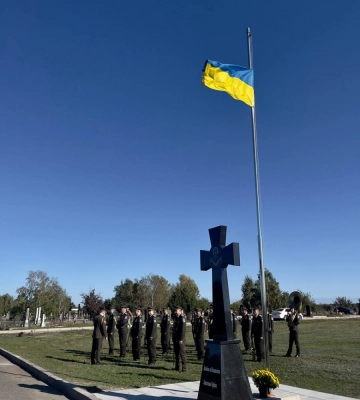 На Аллее Героев в Одессе открылили Казацкий Крест 