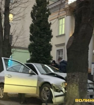 В Луцьку у водія «Рено» доза алкоголю  перевищила норму в 9 разів: у нього відібрали водійське посвідчення