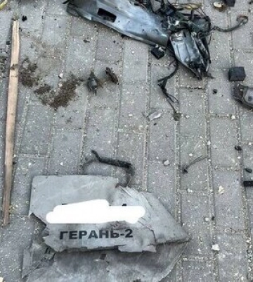 Станом на 9.00 у Києві 4 прильоти. Підтверджено влучання по житловому будинку, - військова адміністрація