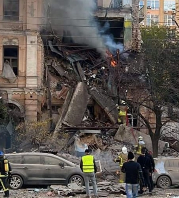 Унаслідок обстрілу дронами житлового будинку в Києві загинула жінка, 18 людей врятовано – прокуратура