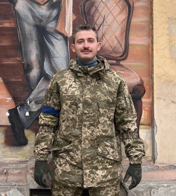 "Одно желание — уничтожить": Коля Серга написал стихотворение об оккупантах