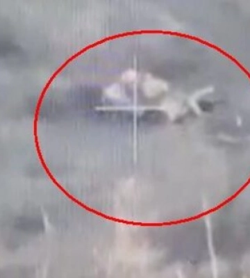 Днепровские теробороновцы уничтожили из ПТРК &quot;Javelin&quot; вражеский танк Т-80БВ. ВИДЕО