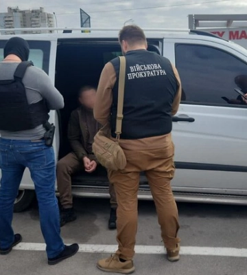 В Запорожье нацгвардеец украл прибор ночного видения и продал его в интернете