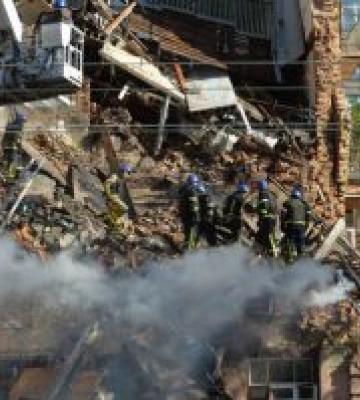 Ворожими ракетами та безпілотниками намагаються тероризувати мирне населення, але нелюдам нас не зламати!