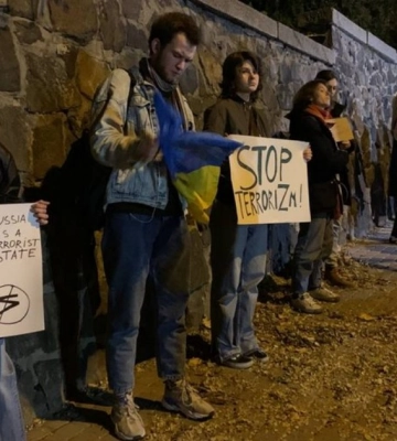 Russia+Iran new axis of evil: у Києві пікетували посольство Ірану через постачання зброї Росії. ФОТОрепортаж