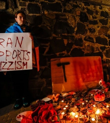 Russia+Iran new axis of evil: у Києві пікетували посольство Ірану через постачання зброї Росії. ФОТОрепортаж