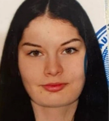 Пішла з дому і зникла: в Одесі шукають 17-річну дівчину, - ФОТО