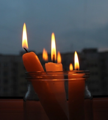 Тимчасові обмеження тривають: у Києві оновили графік відключення світла