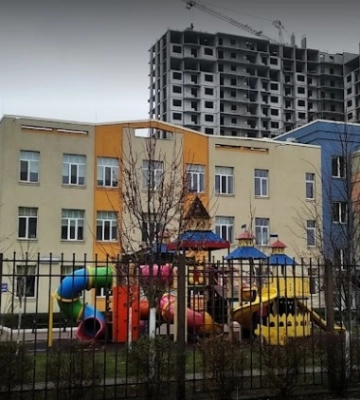 В Киеве пустят с молотка лицей Проминвестбанка: во сколько оценили учебное заведение – фото
