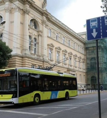 Тролейбуси №№22,23 і 25 у Львові курсують зі змінами: працюють аварійники