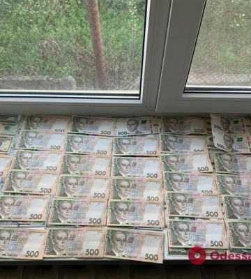 «Дія. Допомога від ООН»: в Одесской области разоблачили группу мошенников, которые присвоили 300 тысяч гривен с банковских карт&amp;hellip;