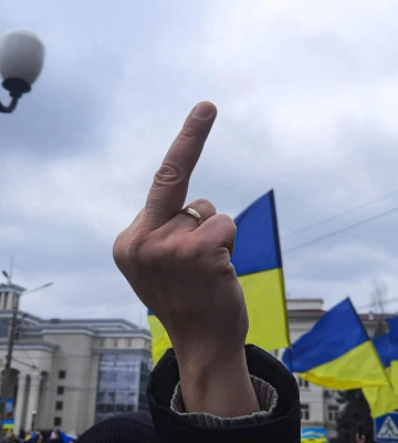 Россияне заманивают у жителей Херсона — пообещали сертификаты на квартиры