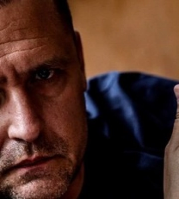 Майже рекордна сума: екс-нардеп намагався дати великий хабар міру Дніпра, подробиці гучної справи