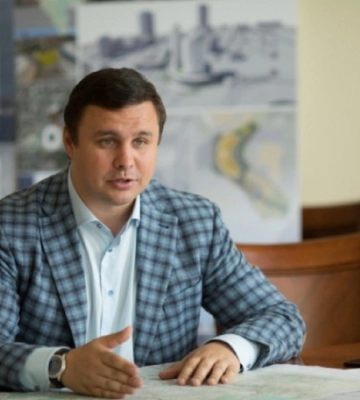 Майже рекордна сума: екс-нардеп намагався дати великий хабар міру Дніпра, подробиці гучної справи