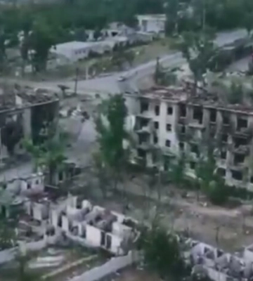 Рубіжне до та після приходу окупантів. Моторошне відео