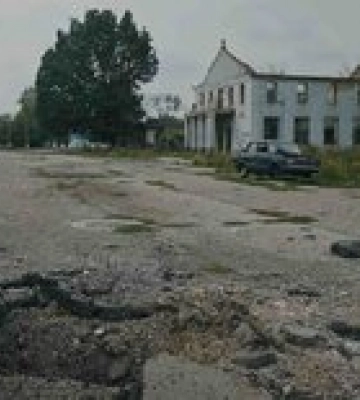 Осталось 270 жителей из 4000. Зеленский показал видео из освобожденного Высокополья