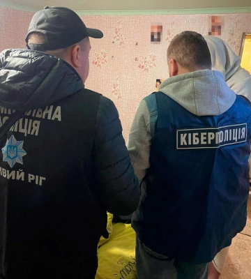 Поліція Кривого Рогу викрила шахраїв з продажу дров