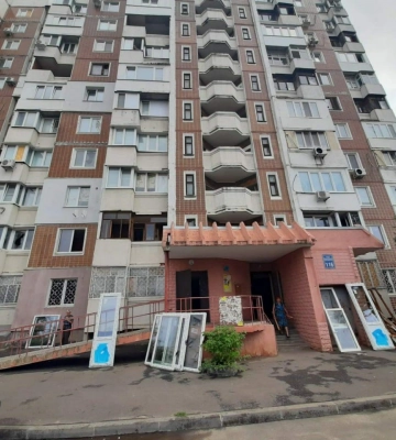 Заміна вікон у Харкові: 3 мільйони за день перерахували новоствореній фірмі