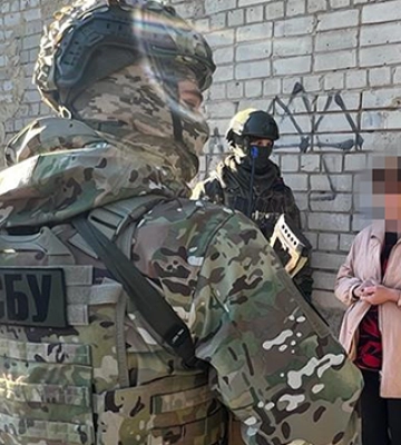 СБУ затримала організаторку псевдореферендуму РФ на Луганщині
