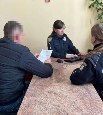 На Львівщині затримали двох &quot;ухилянтів&quot;, які підробили документи, щоб втекти закордон, - ФОТО