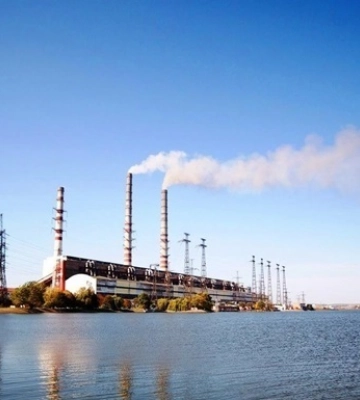 На Бурштинській ТЕС сталася пожежа після обстрілу
