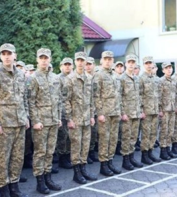 Закарпатським військовим ліцеїстам присвоїли нові звання