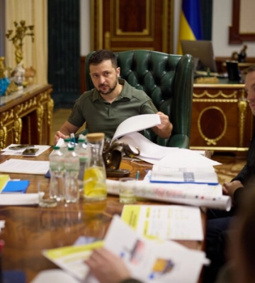Зеленский провел совещание по безопасности энергоснабжения: к чему готовиться украинцам