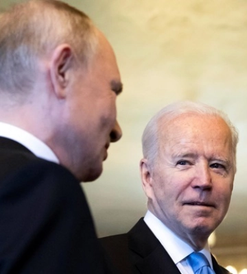 Белый дом пытается исключить прямую встречу Байдена и Путина на G-20 - СМИ