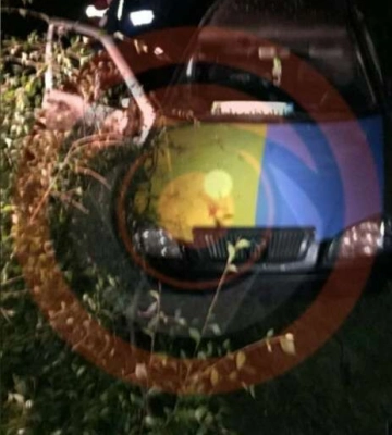 У Дніпрі знайшли порізане тіло в кюветі поряд з машиною