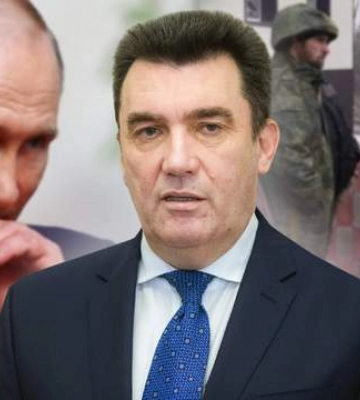 Зачем Путину &quot;военное положение&quot; и депортация из Херсона: важное интервью с Даниловым