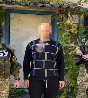Викрито двох мешканців Донеччини, які через месенджери надсилали дані про українських захисників, - Офіс Генпрокурора. ФОТО