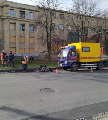 Переселенці з Харкова отримують інформацію про стан свого будинку через чат-бот &quot;Харків - твій дім&quot;, - міськрада