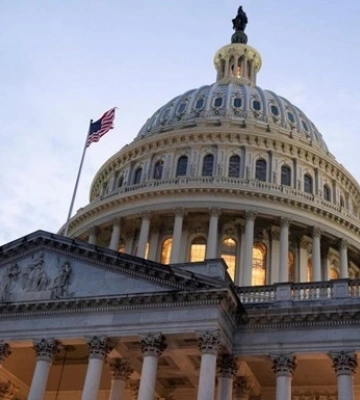 США грозят уменьшить помощь Украине