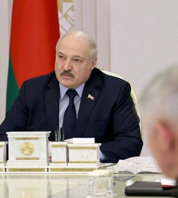 Жена Лукашенко, силовики и компании: Украина ввела санкции против Беларуси