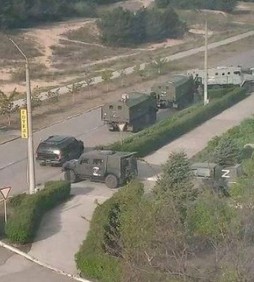 Забирають чайники і холодильники: російські окупанти грабують Енергодар