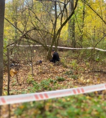 Поліція виявила на Київщині тіло ще одного чоловіка, якого вбили рашисти (фото, відео)