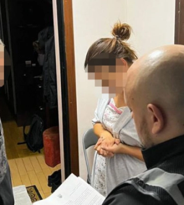С каждого по $12 тысяч: столичный адвокат наладила канал побега уклонистов за границу