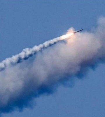 Росіяни завдали ракетних ударів по Харкову та Запоріжжі, є поранені