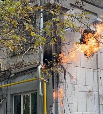 Обстріляно житлові будинки Запоріжжя