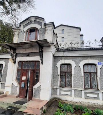 Історичну будівлю в центрі Хмельницького продали за 6,5 млн грн
