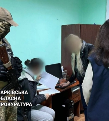 Жительці Харківщини оголосили підозру за вихваляння російських окупантів у ЗМІ