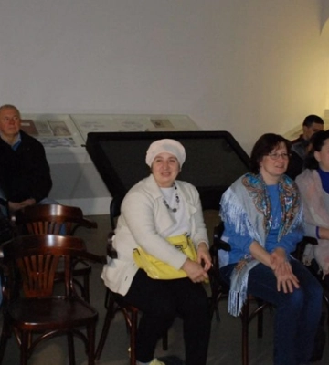 Культурний фронт: у Дніпрі під час показу стрічки «Олесь Гончар – слово, як зброя» збирали кошти для допомоги захисникам
