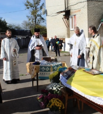 Священники УПЦ Киевщины и Волыни отпели погибших украинских воинов