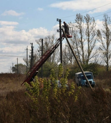 Синєгубов: на Чугуївщині відновлюють електропостачання громадам