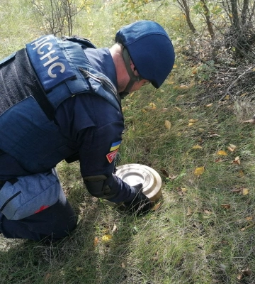 На деокупованій Донеччині волинські сапери знищили понад 110 боєприпасів, залишених окупантами